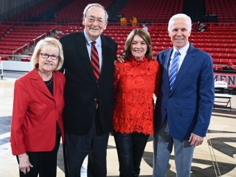 Cheryle and Joel Williamson ’67 join Cathy and Bob McKillop at an on-campus celebration of McKillop’s career as Davidson’s men’s basketball head coach.