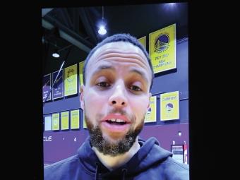 Stephen Curry on cell photo