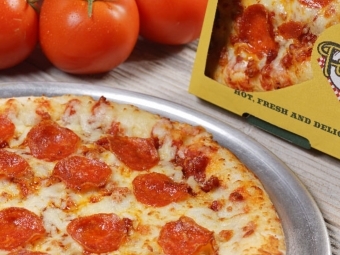 Pizza and tomatoes