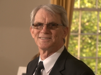 Headshot Prof. Jeremiah Putnam 