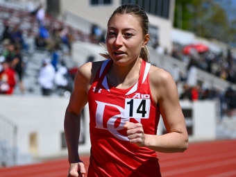 Elise Boyse ’27 running during a Track & Field event